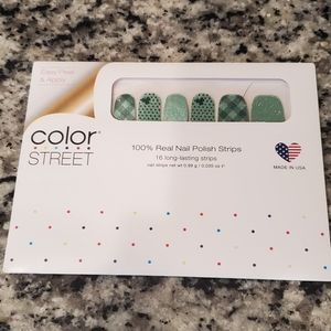 Color Street - Luck of the Stylish